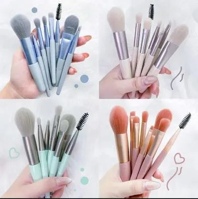Professional Makeup Brush Set – Soft Bristle Beauty Brushes for Face & Eyes